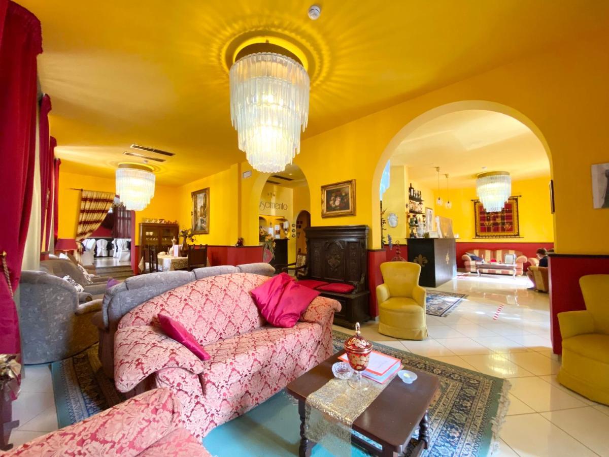 Hotel Rinascimento Montecatini-Terme Esterno foto