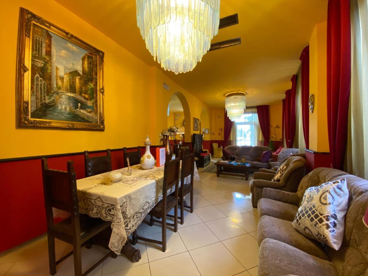 Hotel Rinascimento Montecatini-Terme Esterno foto